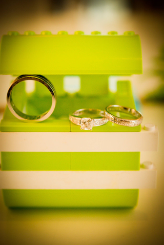 Illustration for article titled This is Every Lego Lover's Dream Wedding